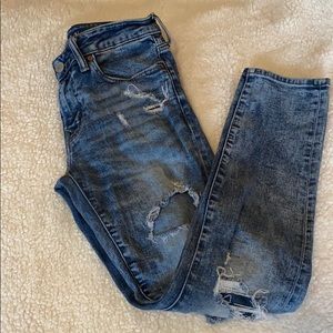 American Eagle distressed jeans like new